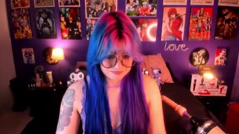 Snapshot of anny_cross chatting on 02/13/25, 01:50 Paty online show from 02/13/25, 01:50