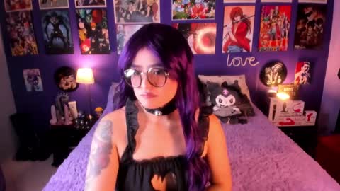 Snapshot of anny_cross chatting on 09/23/25, 10:13 Paty online show from 09/23/25, 10:13