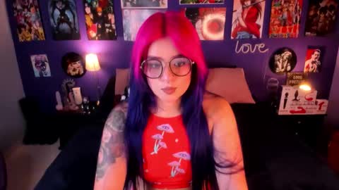 Snapshot of anny_cross chatting on 10/07/25, 12:08 Paty online show from 10/07/25, 12:08