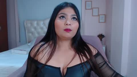 Snapshot of anny_louis chatting on 02/23/25, 02:07 ANNY LOUIS online show from 02/23/25, 02:07