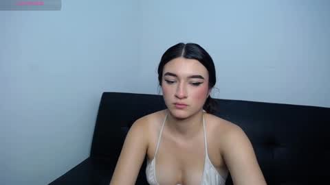 Snapshot of anny_naf chatting on 01/05/26, 05:27 Anny online show from 01/05/26, 05:27