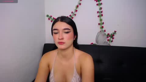 Snapshot of anny_naf chatting on 04/23/26, 08:33 Anny online show from 04/23/26, 08:33