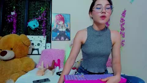 anny scot online show from 12/18/25, 03:29