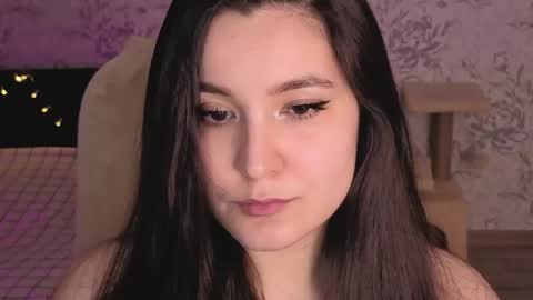 Annie online show from 05/04/26, 12:06