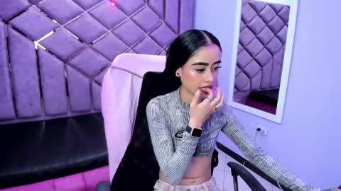 Anny online show from 05/05/26, 02:58
