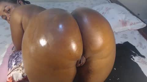 Anny online show from 10/28/25, 04:38