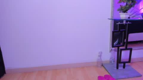 AnnyT online show from 12/12/24, 02:59