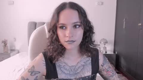 AnnyT online show from 02/23/26, 09:45