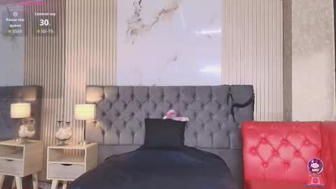 Snapshot of annyxhot chatting on 03/26/26, 11:38 AnnyXhot online show from 03/26/26, 11:38