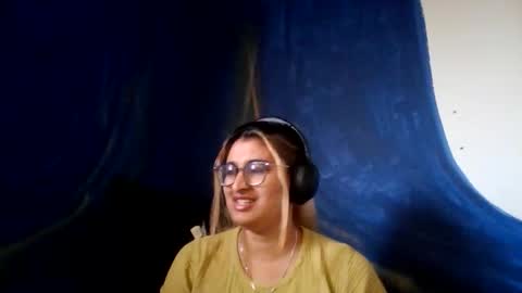 Snapshot of anoditeangel chatting on 04/11/26, 08:13 Angel online show from 04/11/26, 08:13