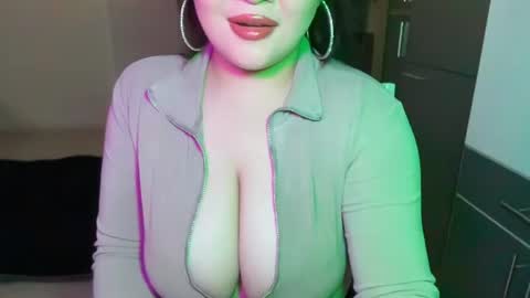 Any online show from 06/15/26, 05:15
