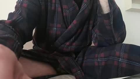 Snapshot of anotherwhat chatting on 02/13/25, 10:34 REAL FEEL 2024 online show from 02/13/25, 10:34