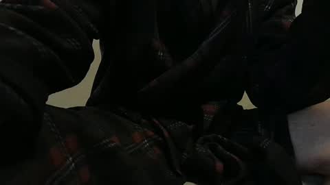 Snapshot of anotherwhat chatting on 02/15/25, 08:33 REAL FEEL 2024 online show from 02/15/25, 08:33