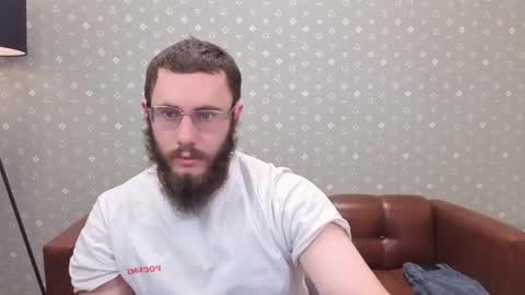 Snapshot of ant_power chatting on 11/21/25, 09:19 Ant online show from 11/21/25, 09:19