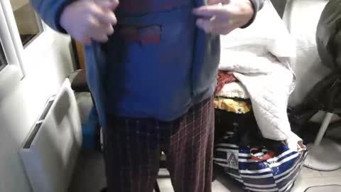 Snapshot of antares590 chatting on 11/22/25, 05:45 antares590 online show from 11/22/25, 05:45