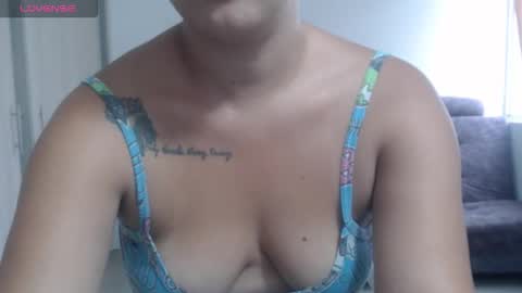 Anthonela Queen online show from 11/30/25, 01:04