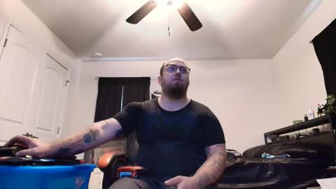 Snapshot of anthonygiacomazzo1 chatting on 11/06/25, 02:18 anthonygiacomazzo1 online show from 11/06/25, 02:18