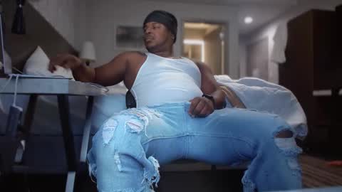 Snapshot of anthonyscreet chatting on 12/09/24, 05:52 anthonyscreet online show from 12/09/24, 05:52