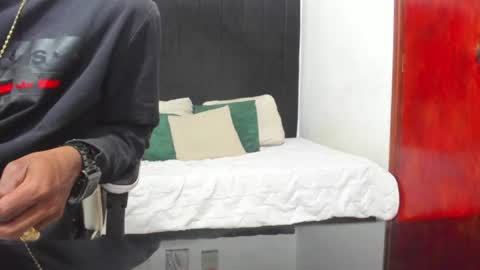 Snapshot of anthoy_wayans chatting on 06/20/26, 01:09 online show from 06/20/26, 01:09