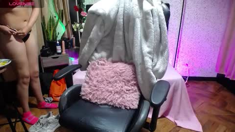 antia_x online show from 10/12/25, 08:08