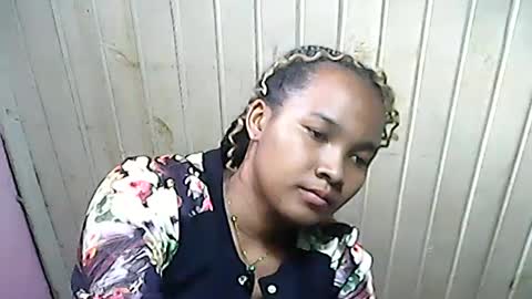 Snapshot of antine9794 chatting on 06/15/26, 04:36 antine9794 online show from 06/15/26, 04:36