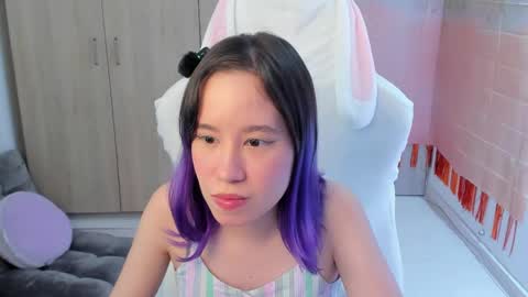 Snapshot of anto_sweet18 chatting on 05/01/26, 09:41 My birthday is on december 2nd surprise me with a gift from my amazonlist online show from 05/01/26, 09:41