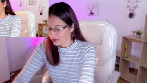 Antonella online show from 02/24/25, 12:16