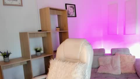 Antonella online show from 09/24/25, 12:19