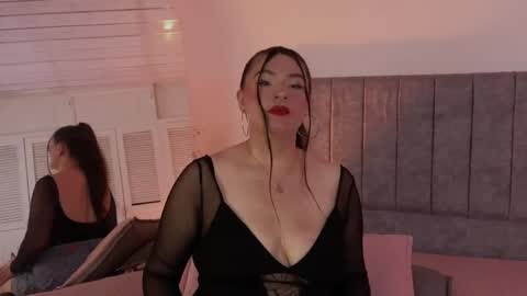 Snapshot of antonella_1998_ chatting on 06/08/26, 02:17 Antonella online show from 06/08/26, 02:17