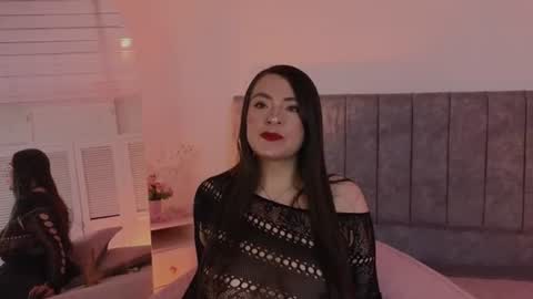 Snapshot of antonella_1998_ chatting on 06/09/26, 02:06 Antonella online show from 06/09/26, 02:06