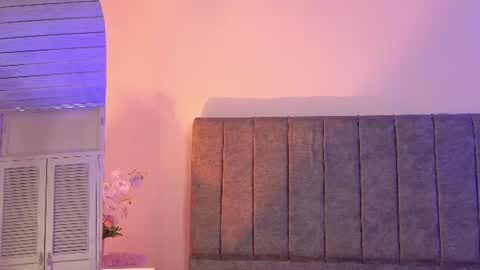 Snapshot of antonella_1998_ chatting on 06/30/26, 01:01 Antonella online show from 06/30/26, 01:01