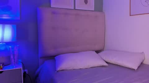 Snapshot of antonella_barone chatting on 03/07/26, 05:48 Antonella online show from 03/07/26, 05:48