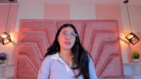 Snapshot of antonella_blue01 chatting on 03/05/26, 10:39 Antonella online show from 03/05/26, 10:39