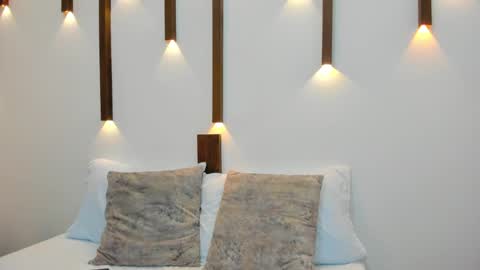 A N T O N E L L A  online show from 02/27/25, 01:38