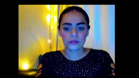 Snapshot of antonella_gomez22 chatting on 01/12/26, 07:57 Antonella online show from 01/12/26, 07:57