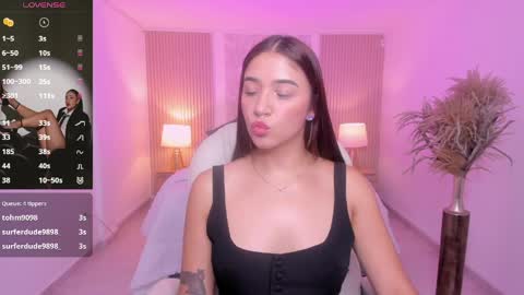  Antonella Grayy  online show from 04/22/26, 11:12