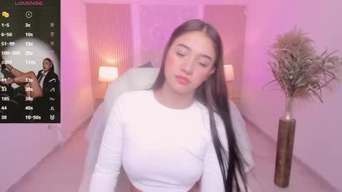  Antonella Grayy  online show from 04/24/26, 11:12