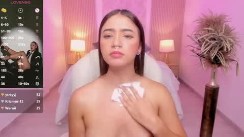  Antonella Grayy  online show from 04/29/26, 05:30