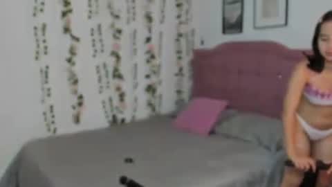 Snapshot of antonella_heinz_ chatting on 07/04/26, 04:57 Antonella online show from 07/04/26, 04:57