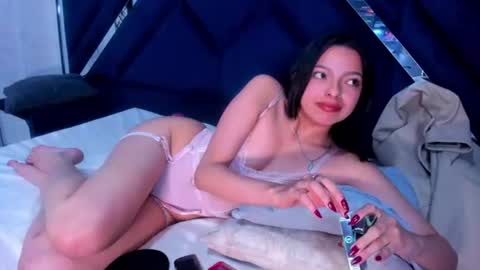 antonella_hyh online show from 08/04/26, 01:20
