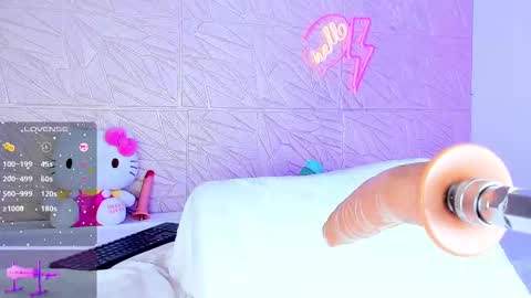 Snapshot of antonella_jae chatting on 03/12/25, 12:10 Anto online show from 03/12/25, 12:10