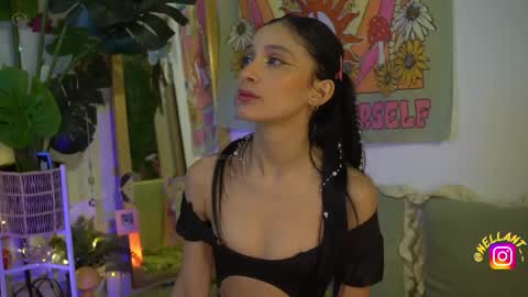 Nell. online show from 10/18/25, 03:31