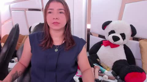 Antonella Moon 7 online show from 04/07/26, 04:35