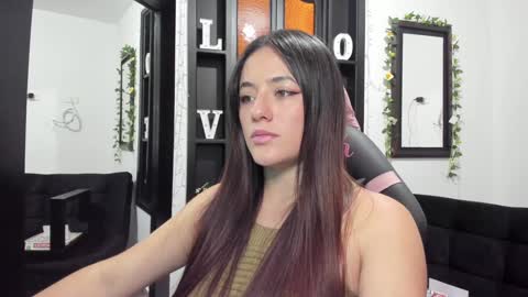 Snapshot of antonella_naughty1 chatting on 12/03/24, 07:22 antonella online show from 12/03/24, 07:22