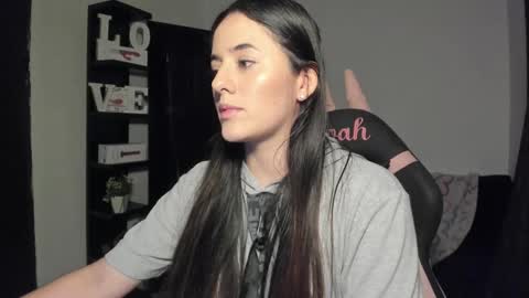 Snapshot of antonella_naughty1 chatting on 09/22/25, 07:49 antonella online show from 09/22/25, 07:49