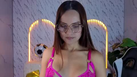 Snapshot of antonella_tx_ chatting on 06/30/26, 12:50 Follow me.. Live 1430 to 2100 online show from 06/30/26, 12:50