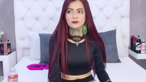 AntonellaEscudero online show from 05/08/26, 04:40