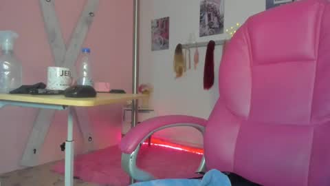 ANTONELLA online show from 02/13/25, 12:00