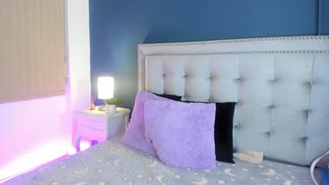 Snapshot of antonellaparker chatting on 12/02/24, 12:19 Sarah online show from 12/02/24, 12:19