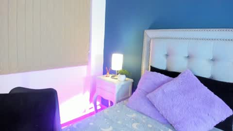 Snapshot of antonellaparker chatting on 12/08/24, 03:02 Sarah online show from 12/08/24, 03:02